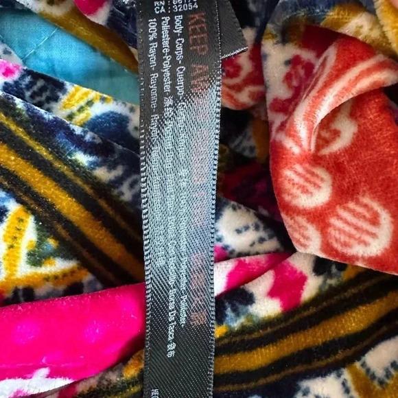 Like New Velvet Printed Anthropologie Pants - Picture 5 of 6